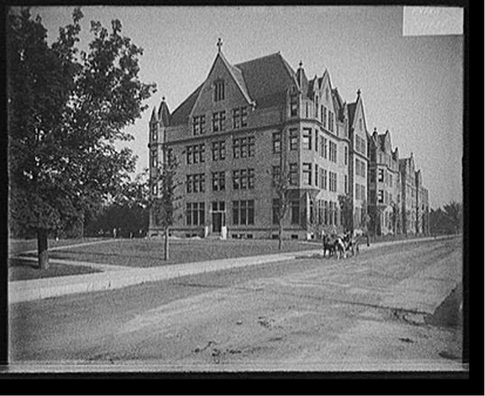 [Cobb Lecture Hall, University of Chicago, Chicago, Ill.], [between 1900 and 1915] — historic photograph