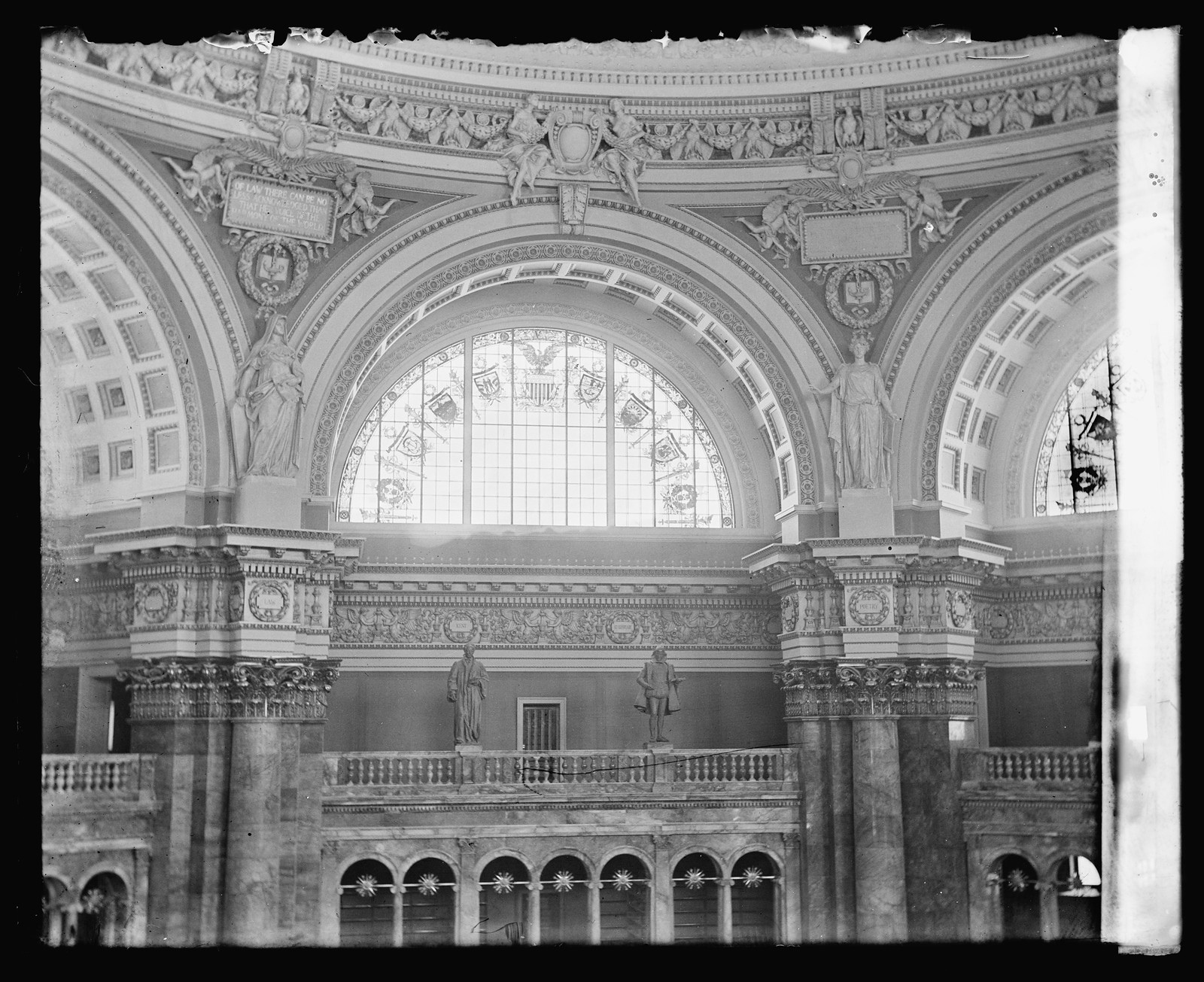 Library [of Congress, main reading room, Washington, D.C.], [between 1918 and 1920] — historic photograph