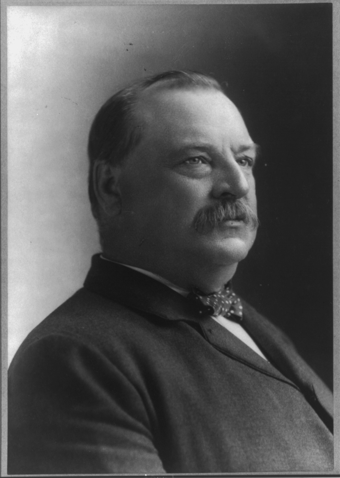 [Grover Cleveland, 1837-1908, bust portrait, facing right], c1892. — historic photograph