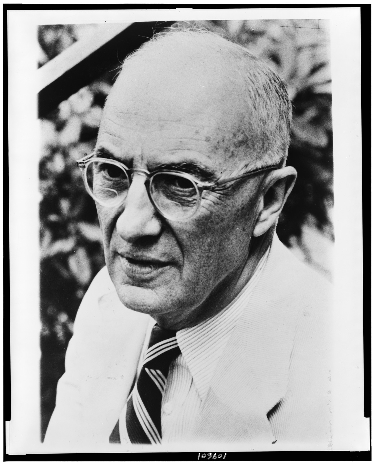 Poetry winner. William Carlos Williams, ... — historic photograph