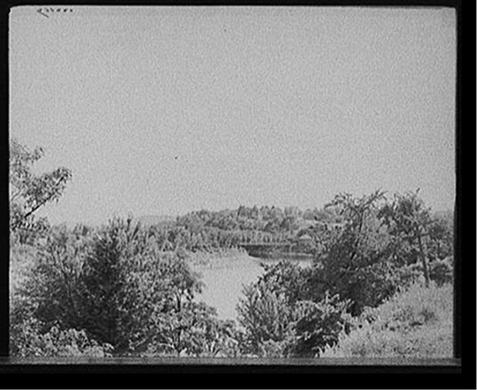 [A Glimpse of the Connecticut River, Brattleboro, Vt.], [between 1900 and 1910] — historic photograph