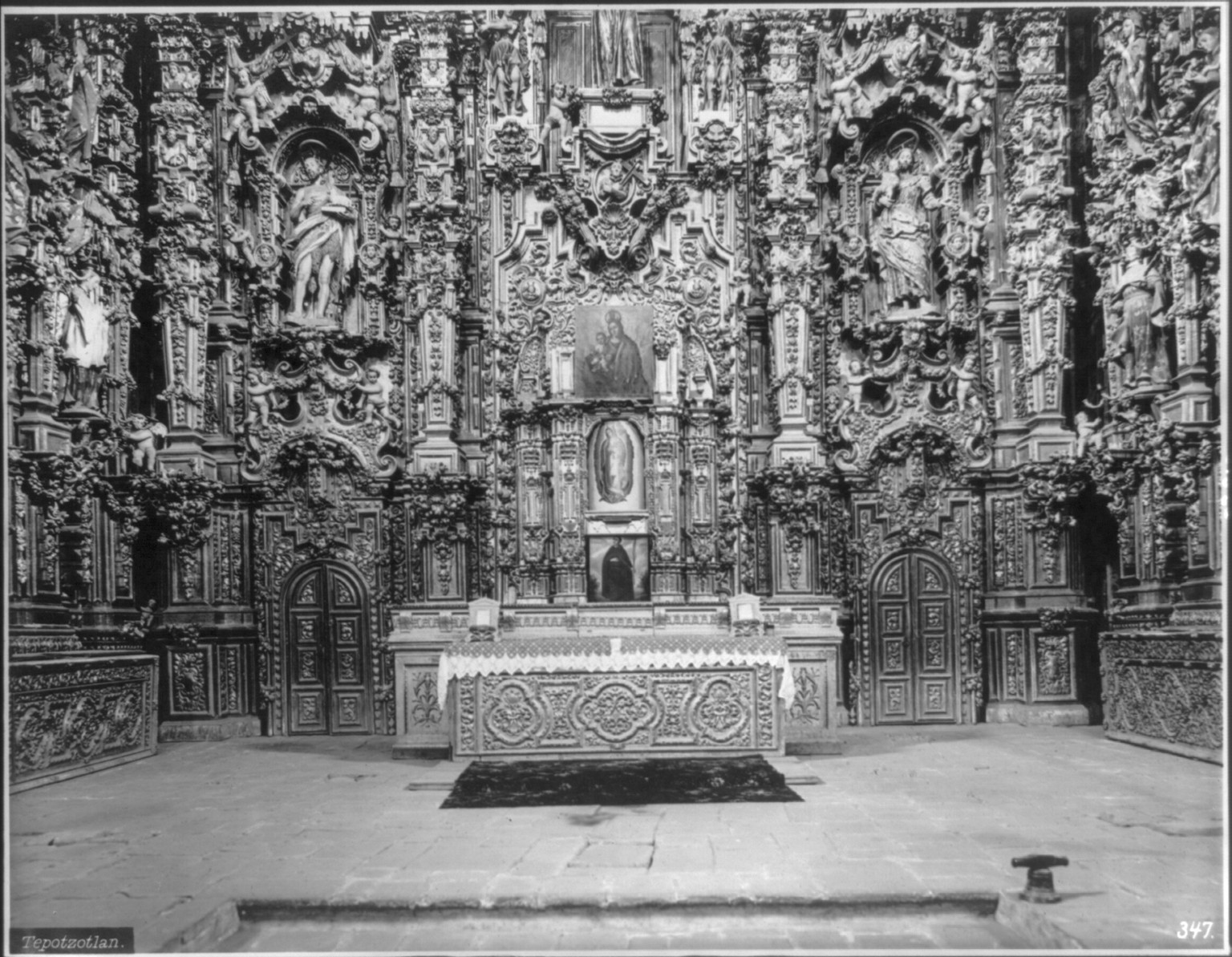Iglesia de San Francisco Xavier, Tepotzolán, Mexico: High altar. Detail showing lower zone, [no date recorded on caption card] — historic photograph