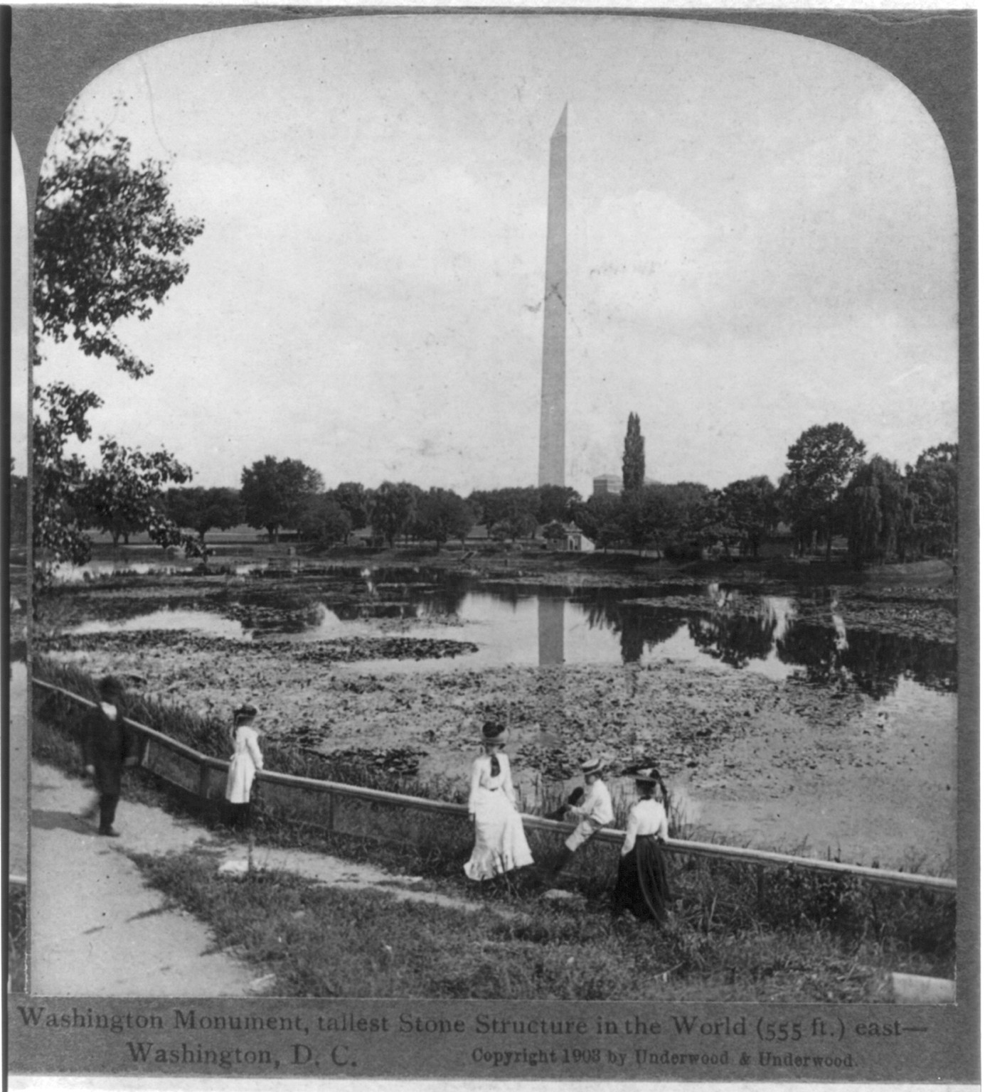 Washington Monument, Tallest Stone Structure In The World (555 ft.)East Washington, D.C. Published, Underwood & Underwood, New York, c. 1903 — historic photograph