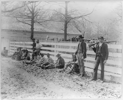 [Chain gang prisoners and guards, Thomasville, Georgia]