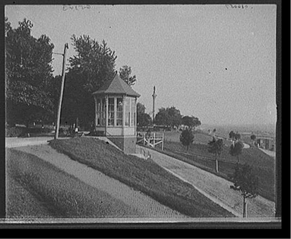 [Libby Hill Park, Richmond, Va.], [between 1905 and 1920] — historic photograph