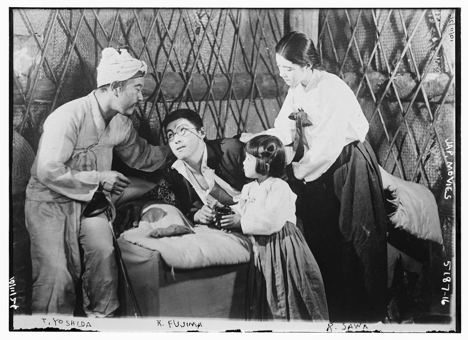 Jap. actors: T. Yoshida, K. Fujima, R. Sawa, n/a — historic photograph