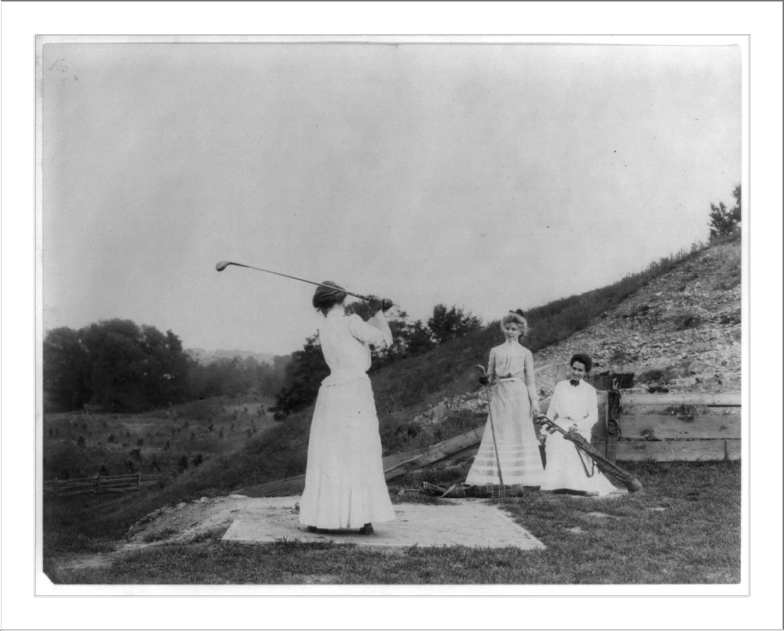 [3 women playing golf - Jackson Sanitorium"]", ca. 1890. — historic photograph