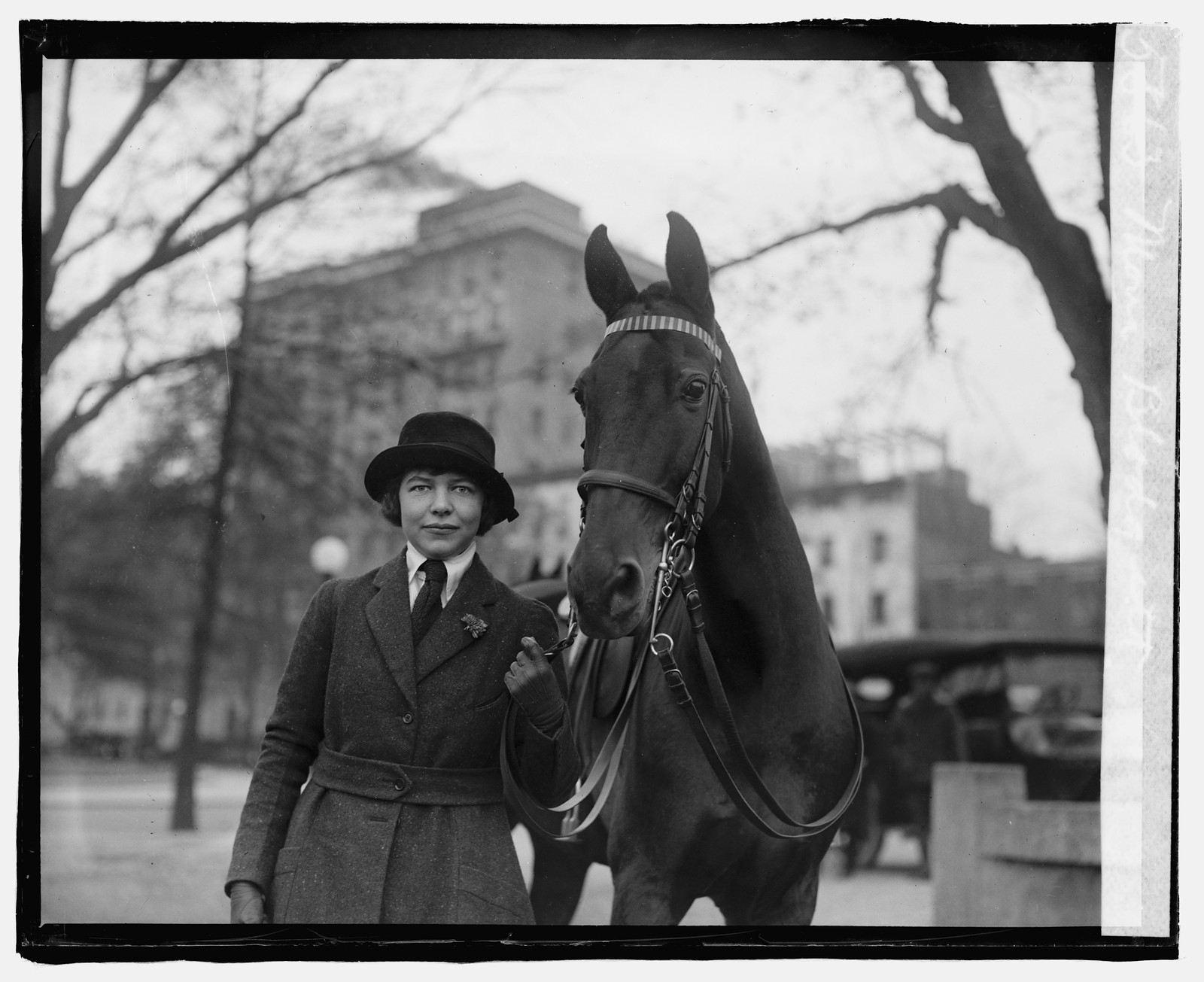 Mona Blodgett, 1919 December 3. — historic photograph