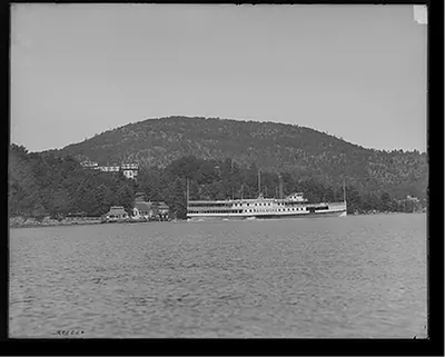 [Lake George, N.Y., steamer leaving Rogers' Rock Landing]
