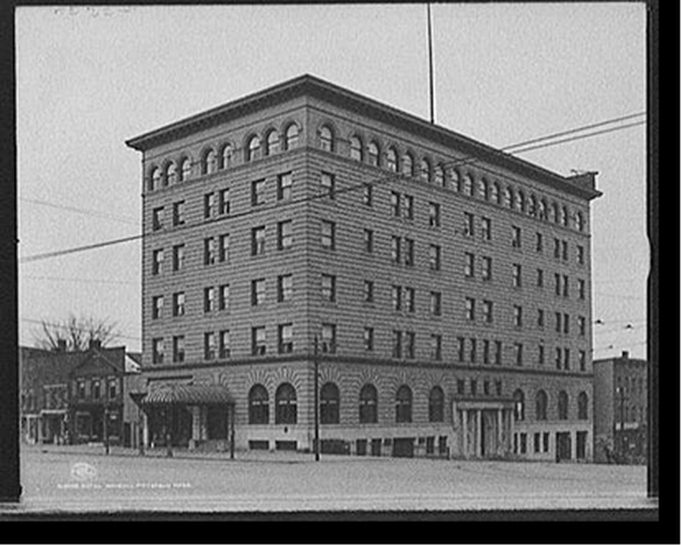 Hotel Wendell, Pittsfield, Mass., c1906. — historic photograph