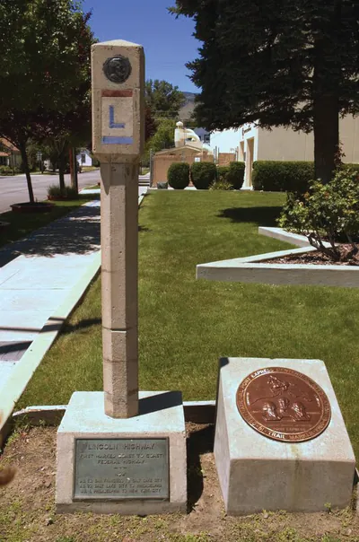 “Lincoln Highway 4”