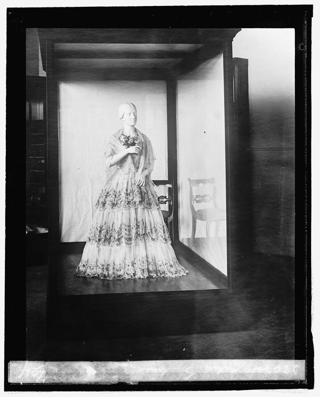 Julia Gardiner Tyler [inaugural dress from First Ladies Collection, 9/3/24], [1924 September 3] — historic photograph