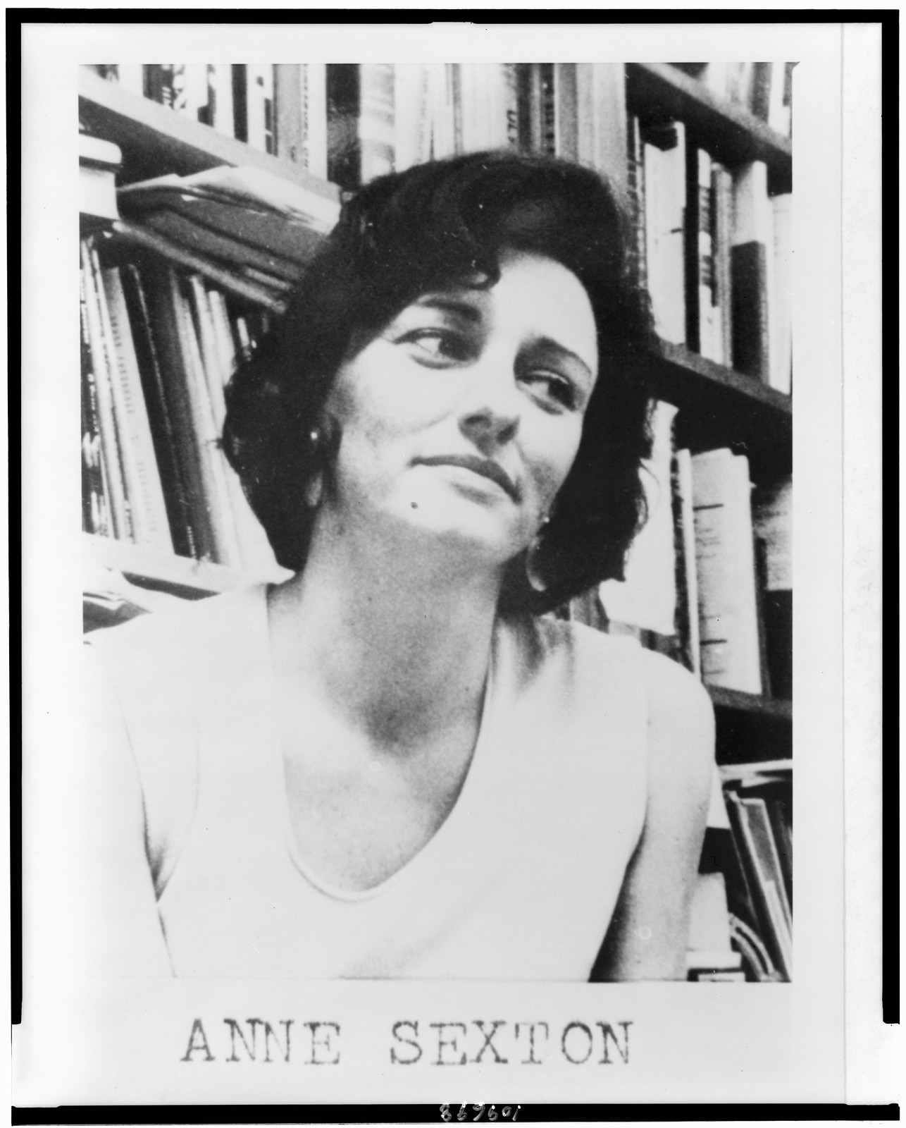[Anne Sexton, head-and-shoulders portrait, facing slightly right], [1967] — historic photograph