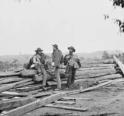 Gettysburg Pa. Three Confederate prisoners