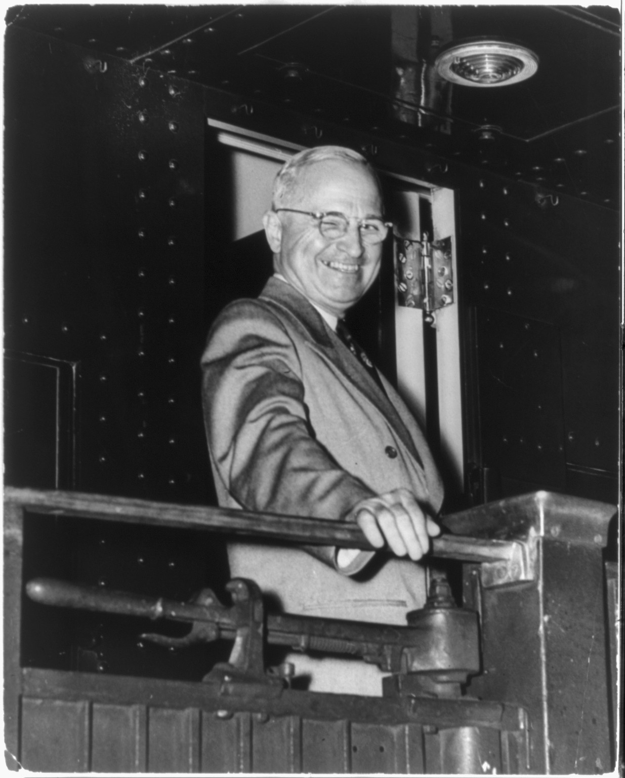 Truman, Harry S., Pres. U.S., 1884-1973, c1948. — historic photograph