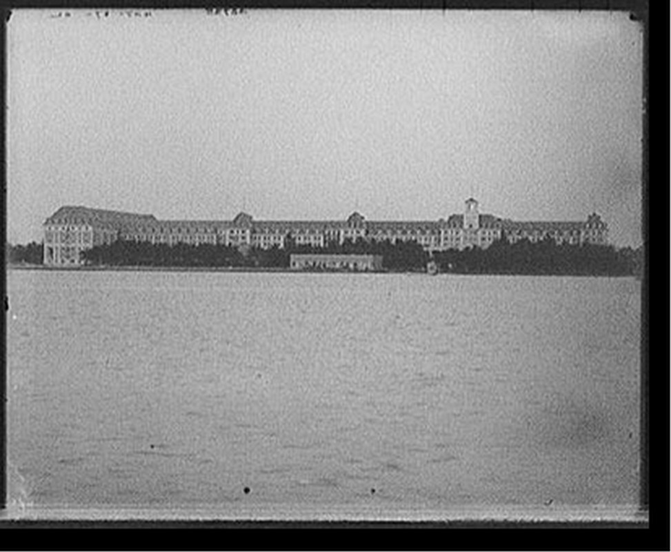 [Royal Poinciana Hotel from wharf, Palm Beach, Fla.], [1902] — historic photograph