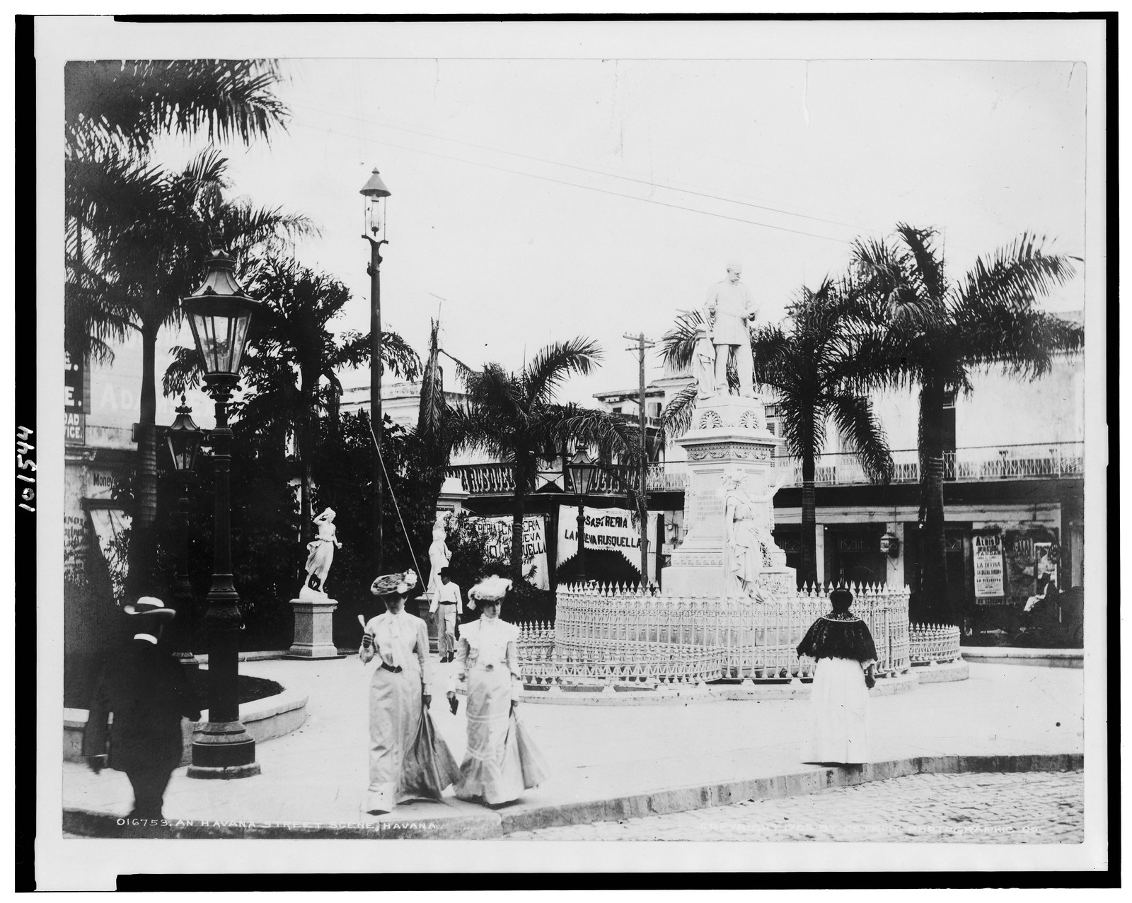 An Havana street scene, Havana, c1903. — historic photograph