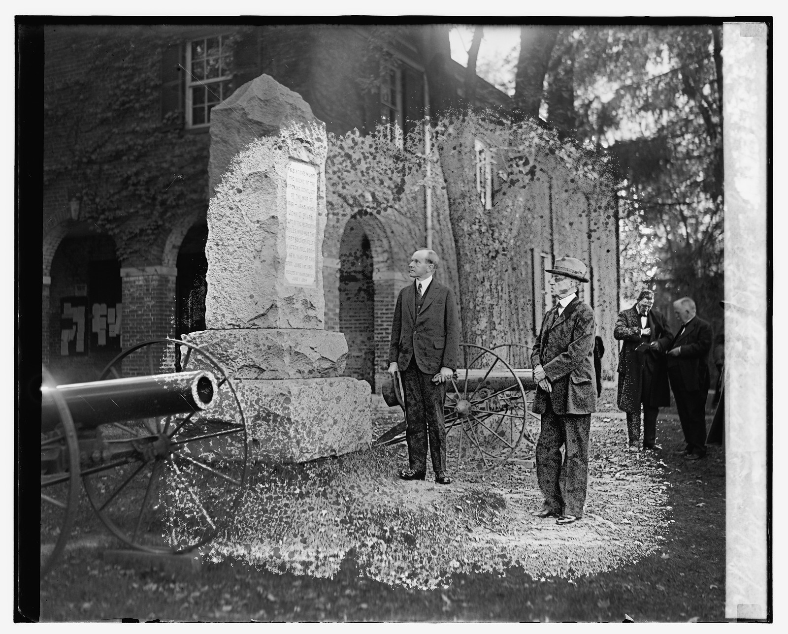 Coolidge & J. Walton Neov[...] at Fairfax Court House, 10/28/26, [19]26 October 28. — historic photograph
