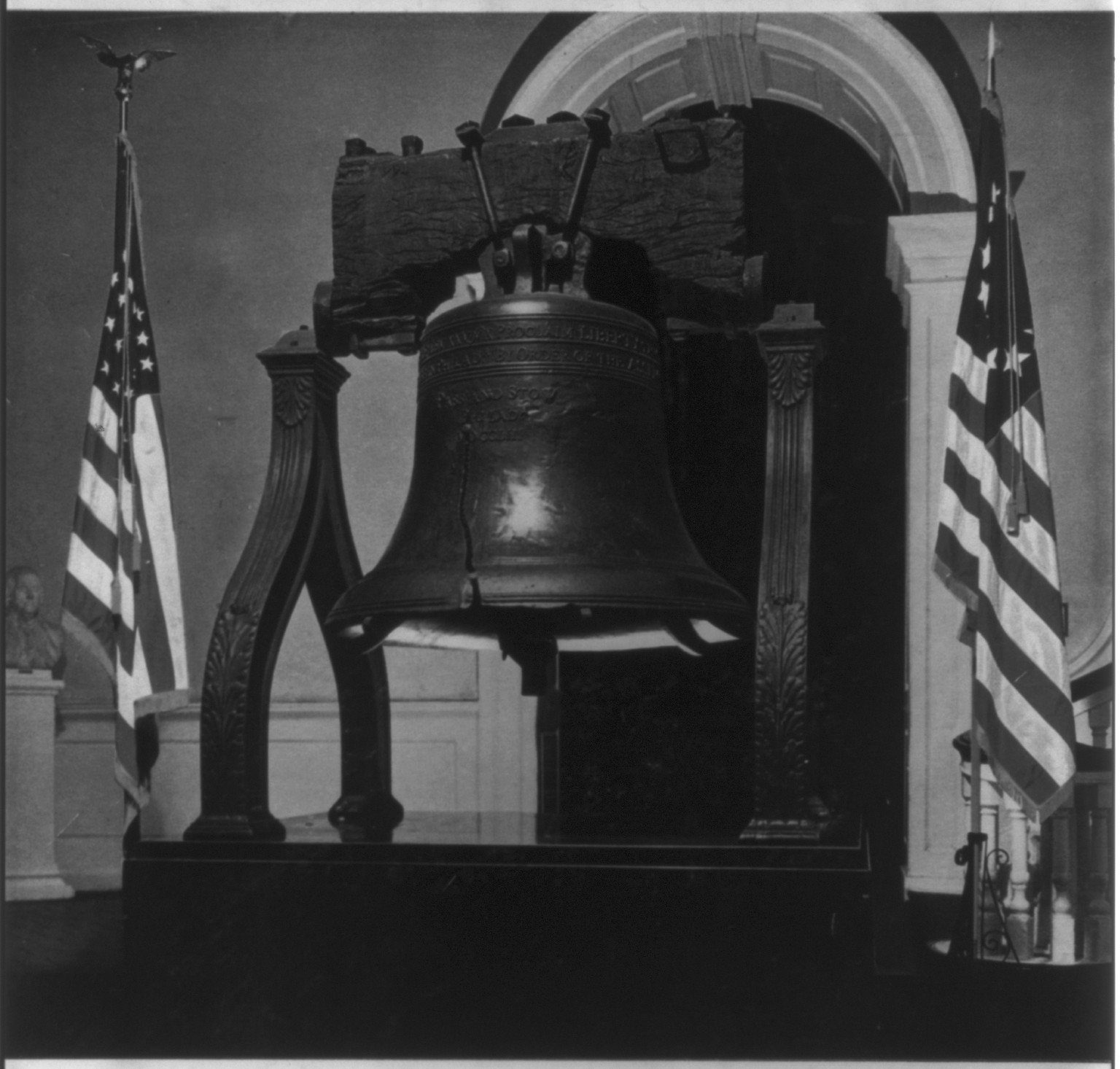 Liberty Bell in Independence Hall, Philadelphia, Pa., [no date recorded on caption card] — historic print