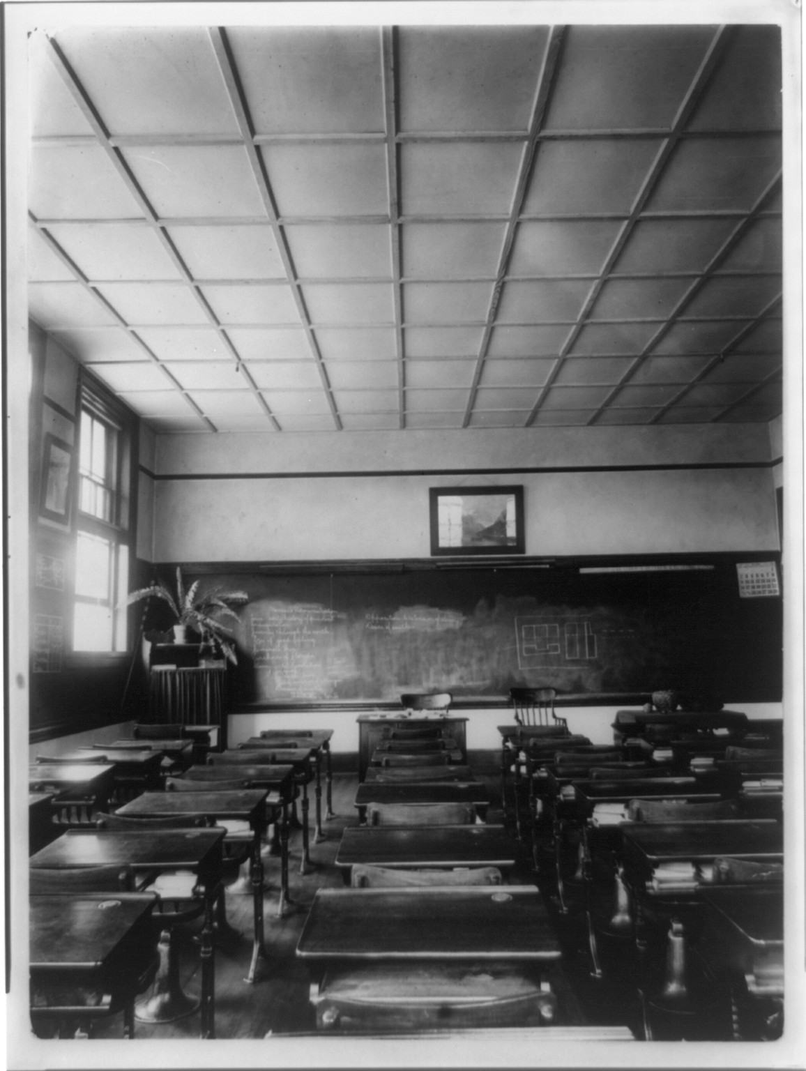 Schoolroom - Washington, D.C., c1911. — historic photograph