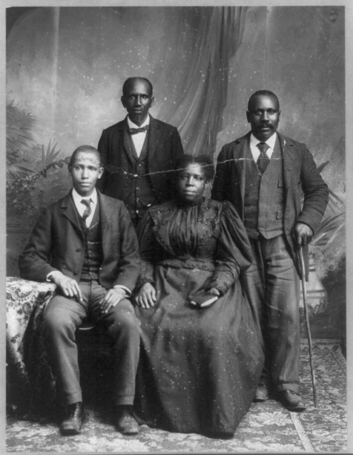 Officers of Tobacco Trade Union, Petersburg, Va., [1899?] — historic photograph