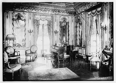 Soloman House interior