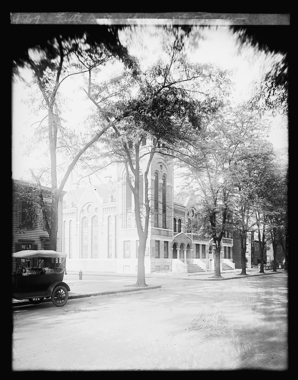 Fifth Baptist Church, 5th & E, S.W., [Washington, D.C.], [ca. 1920] — historic photograph