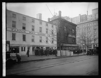 Fannie May Candy Co., 12/24/20