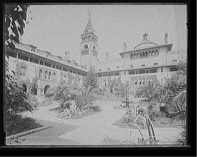 Court of the Hotel Ponce de Leon, St. Augustine, Fla.