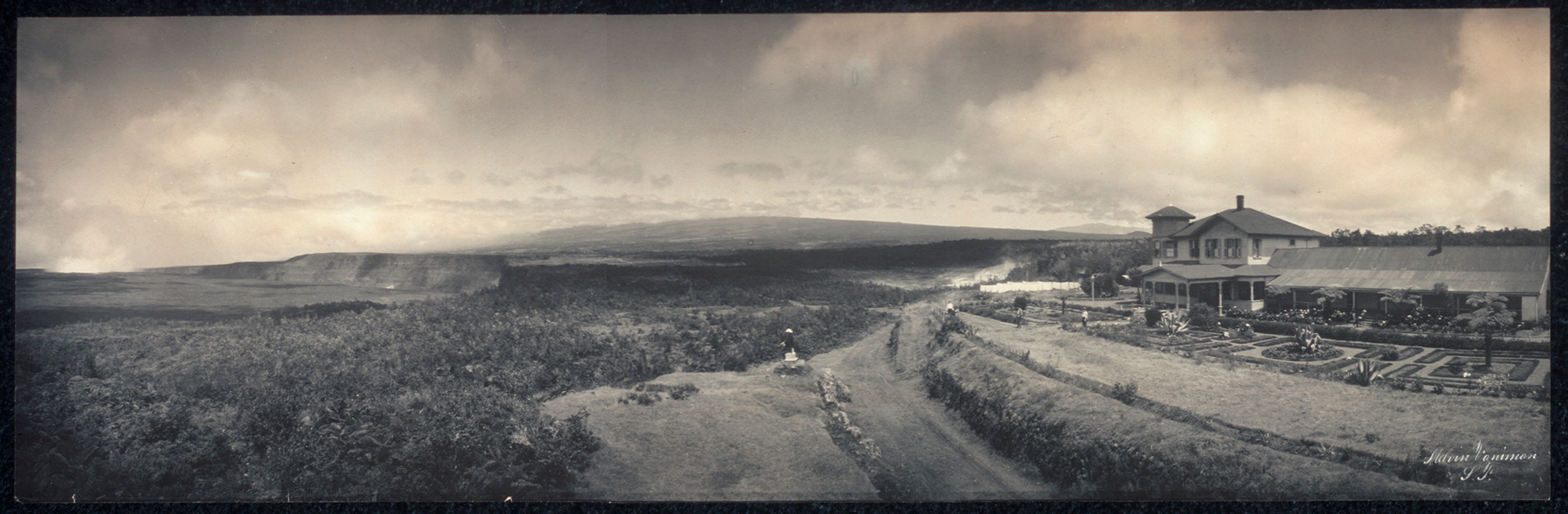 Volcano House (small), Hawaii, 1902, 1902 — historic image
