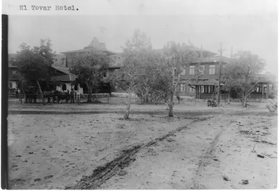 [Grand Canyon]: El Tovar Hotel