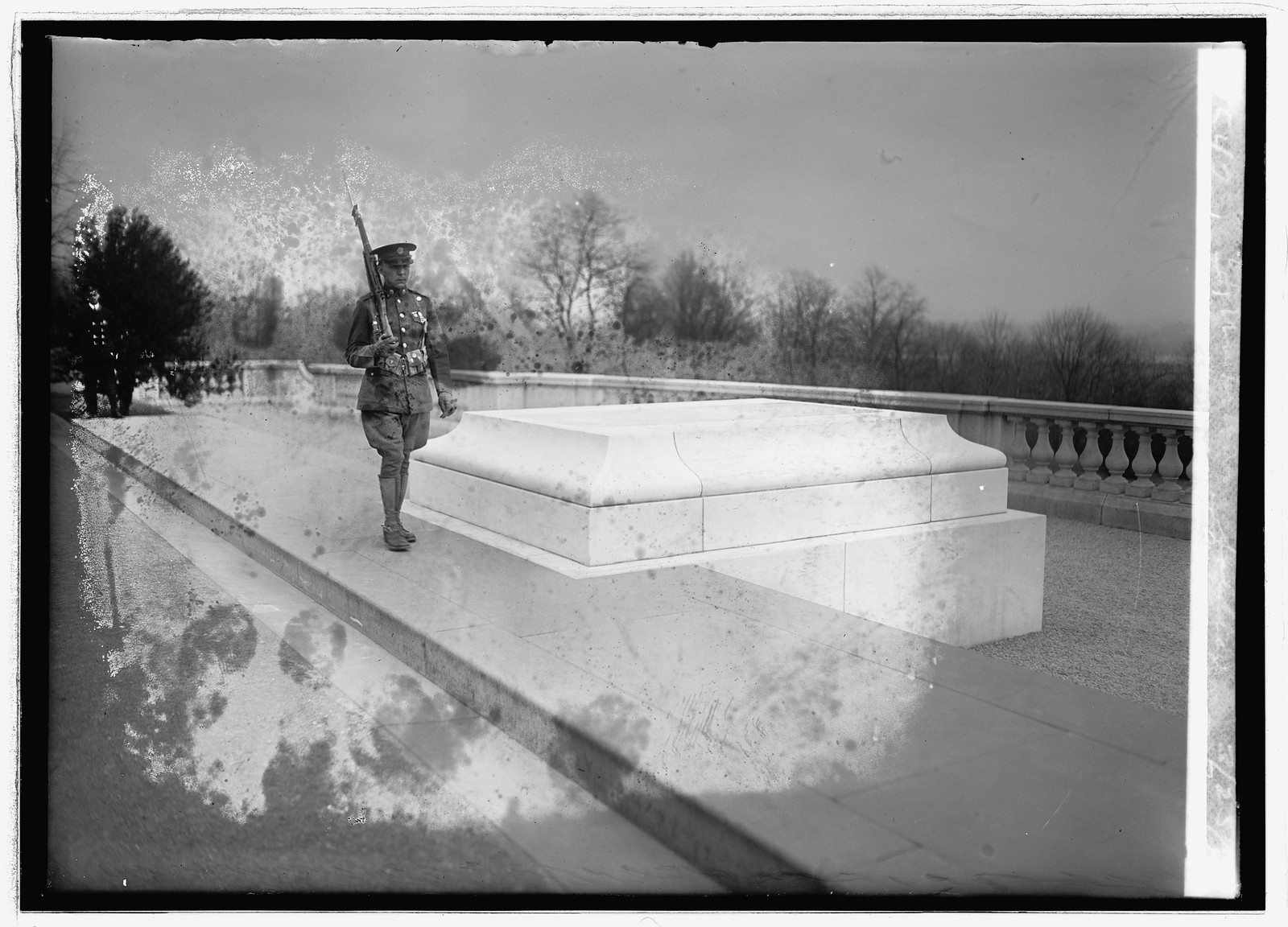 1st Permanent guard at tomb of unknown soldier, [Arlington, Va.], 3/25/26, [19]26 March 25. — historic photograph