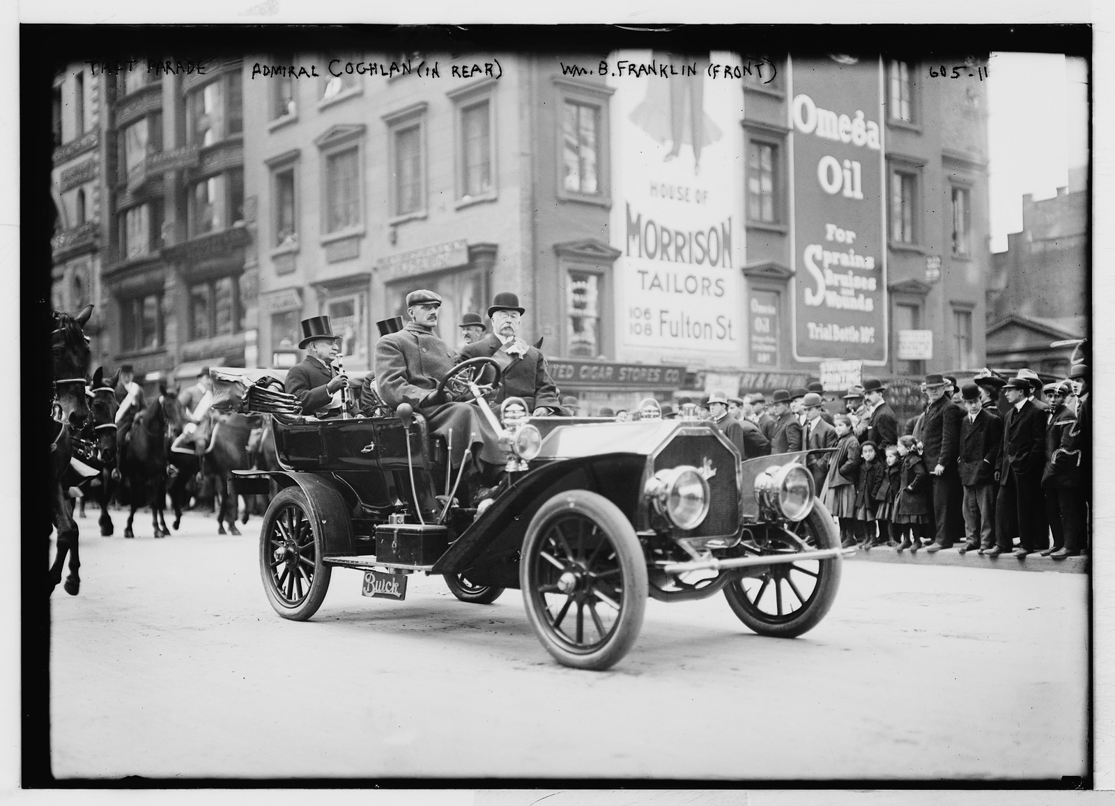 Taft Parade, auto with Admiral Coghlan in rear, Wm. B. Franklin in front, New York, 1908 — historic photograph