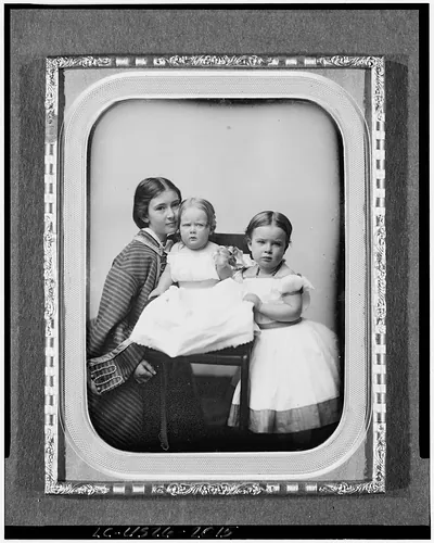 [Gertrude Mercer Hubbard Grossman, Roberta Wolcott Hubbard Bell, and Mabel Hubbard Bell as girls]