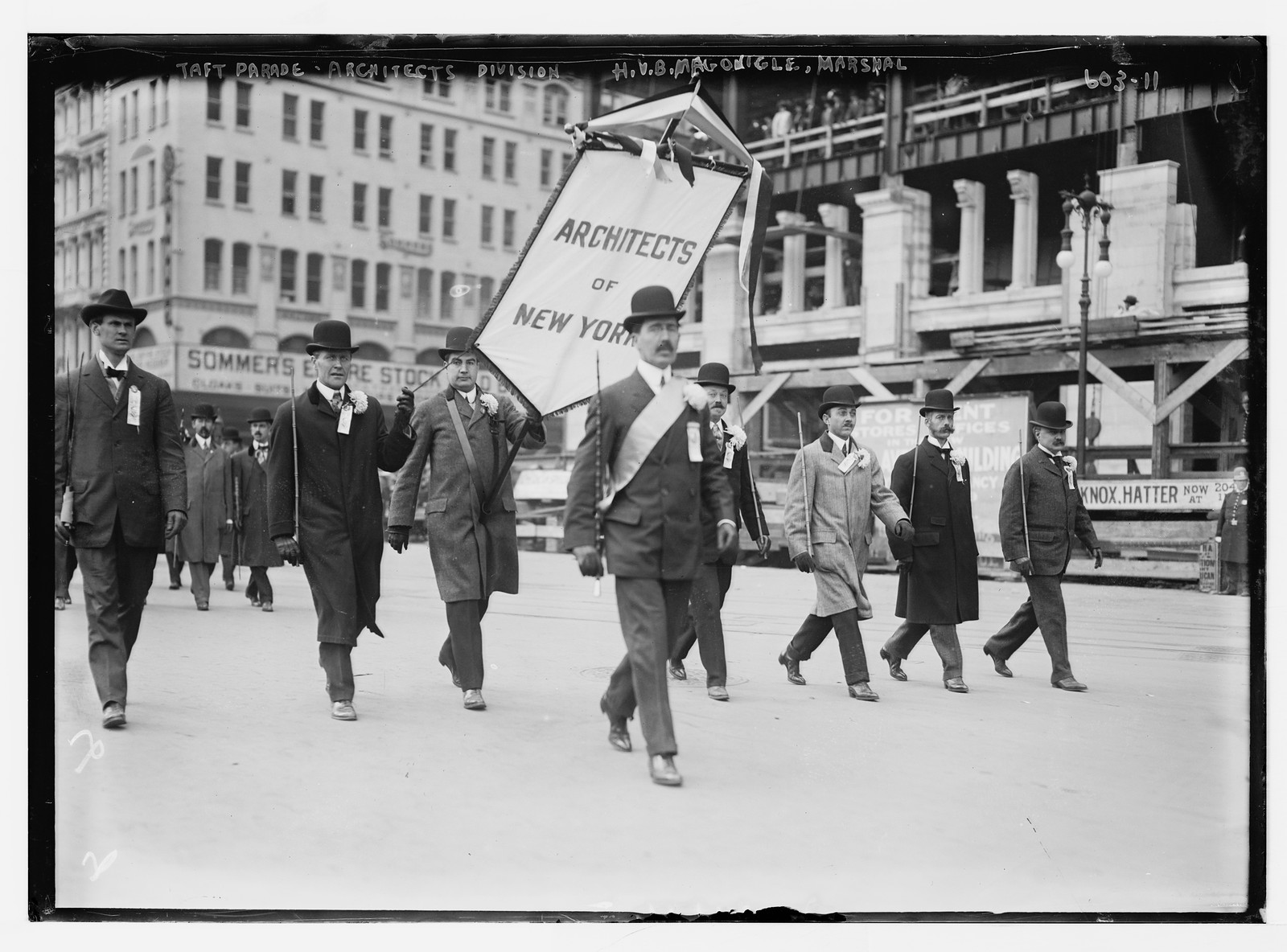 Taft parade, Architects Div., H.V.B. Magonigle, Marshal, New York, 1908 — historic photograph