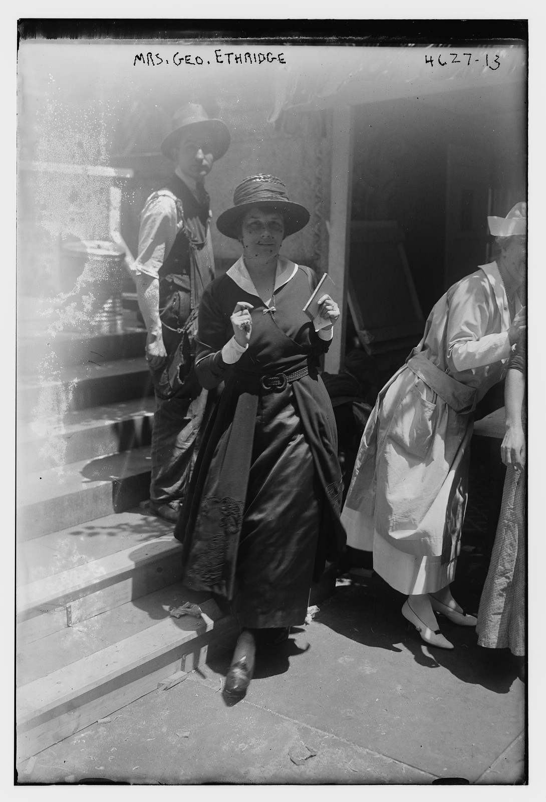 Mrs. Geo. Ethridge, n/a — historic photograph