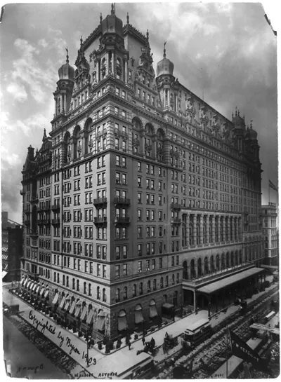 Waldorf Astoria, [bird's-eye view, New York City]