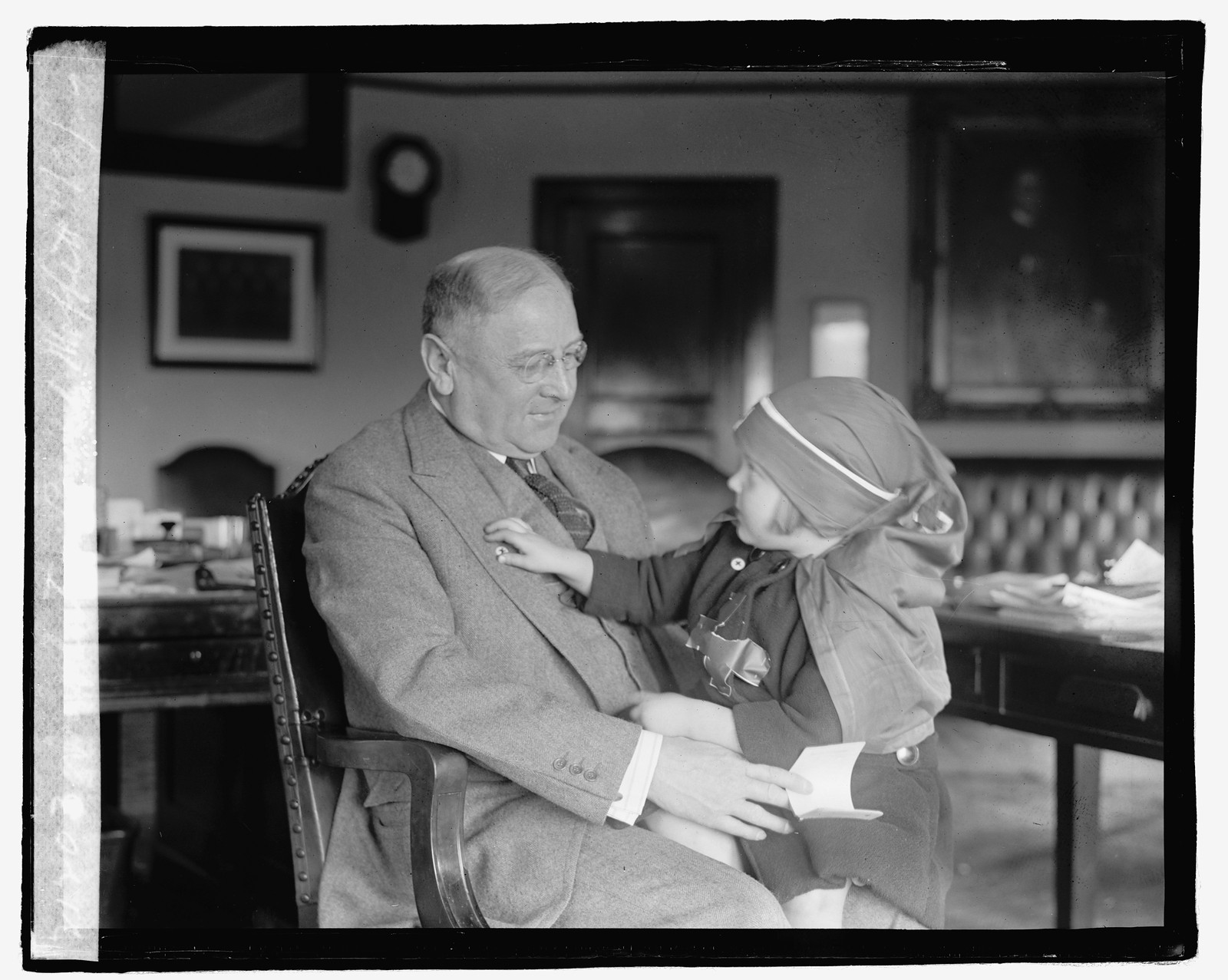 Daugherty & Beverly Moffet, 11/9/22, [19]22 November 9. — historic photograph