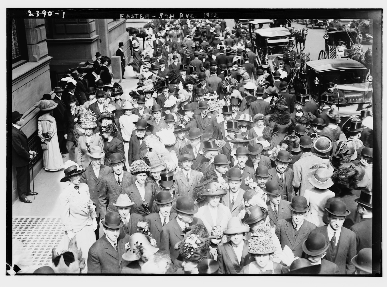 Easter - 5th Ave. 1912, 1912 — historic photograph