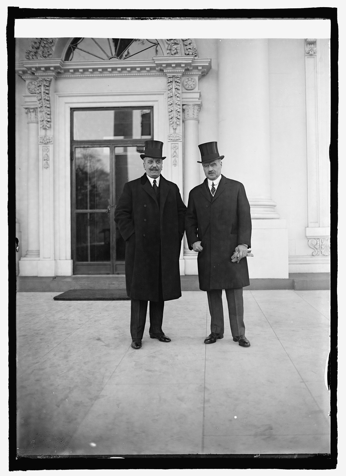 Minister G. Simopoulos of Greece and J. Butler Wright at W.H. [i.e., White House, Washin, [19]24 December 12. — historic photograph