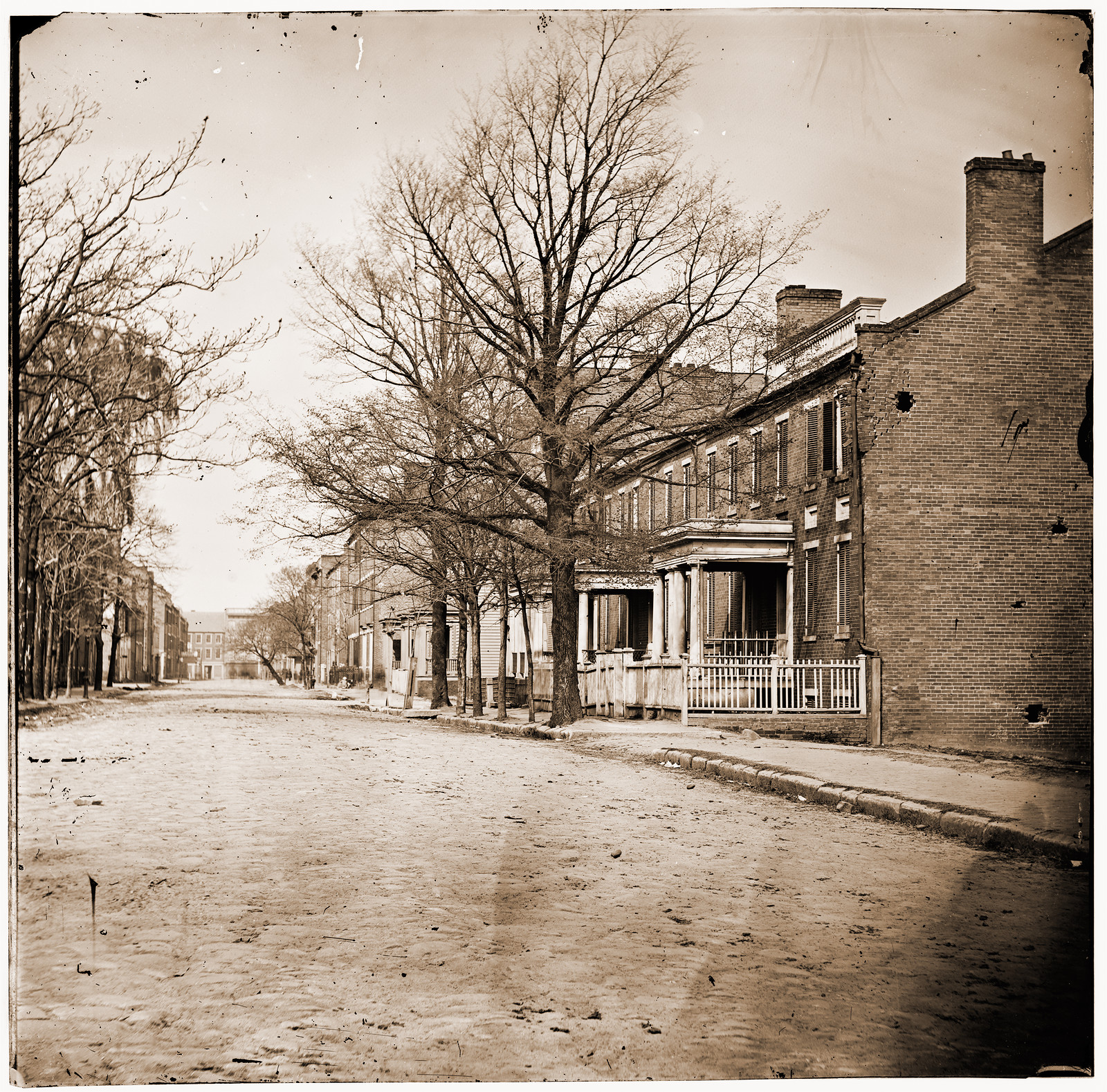 Petersburg Virginia. Bollingbroke street, 1865 — historic photograph