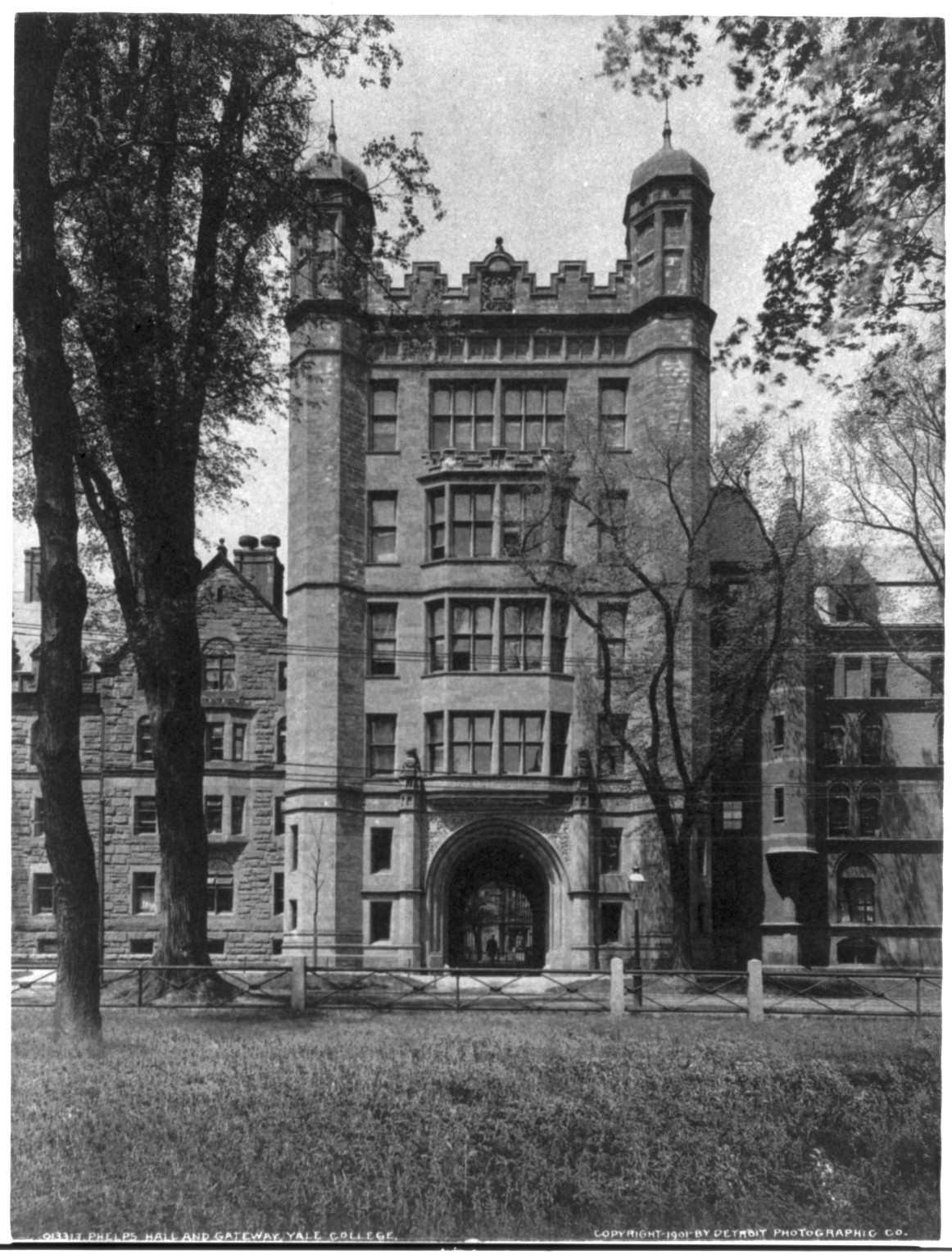 Phelps Hall and gateway, Yale College, c1901. — historic photograph
