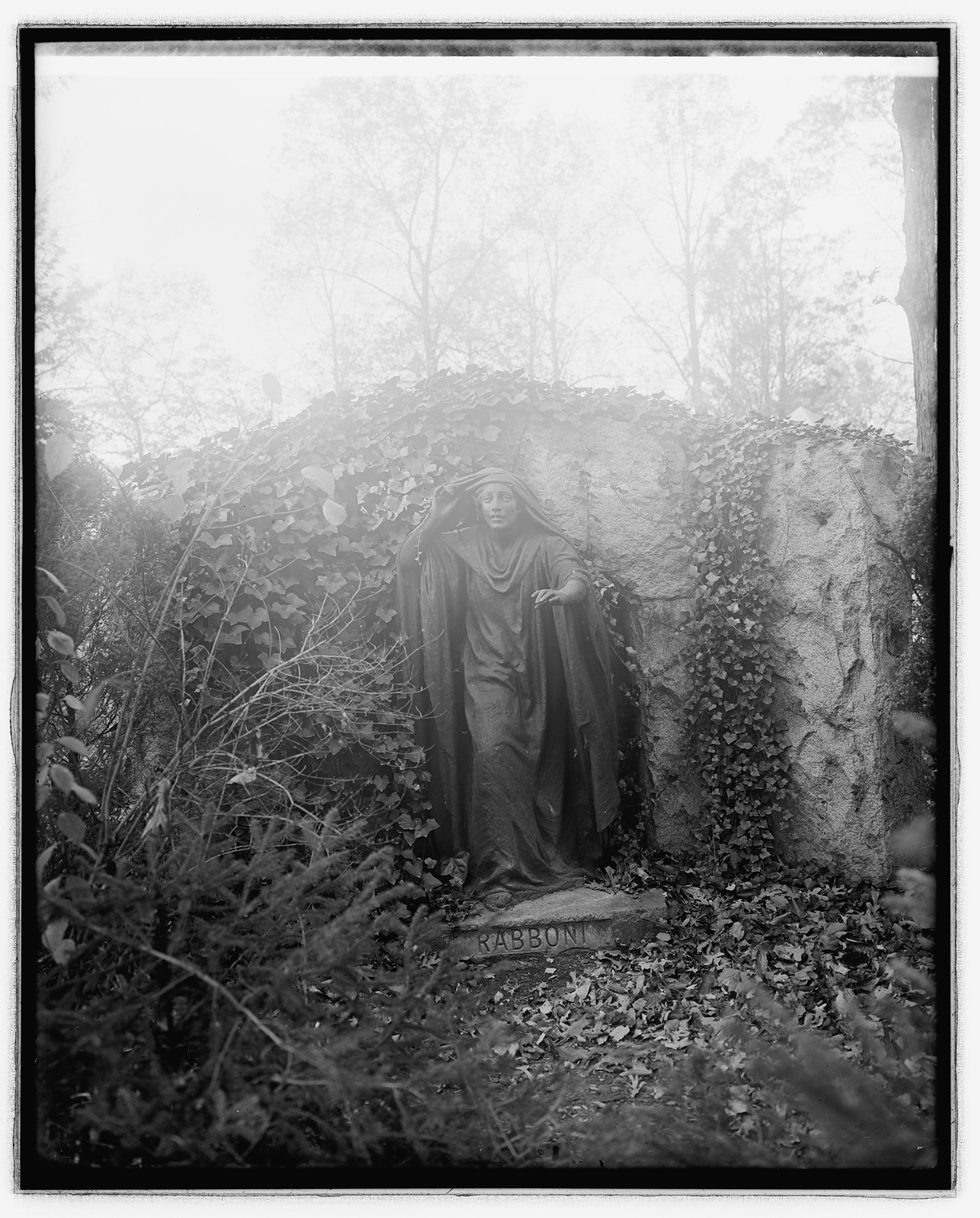 Rabboni statue, [between 1910 and 1935] — historic photograph