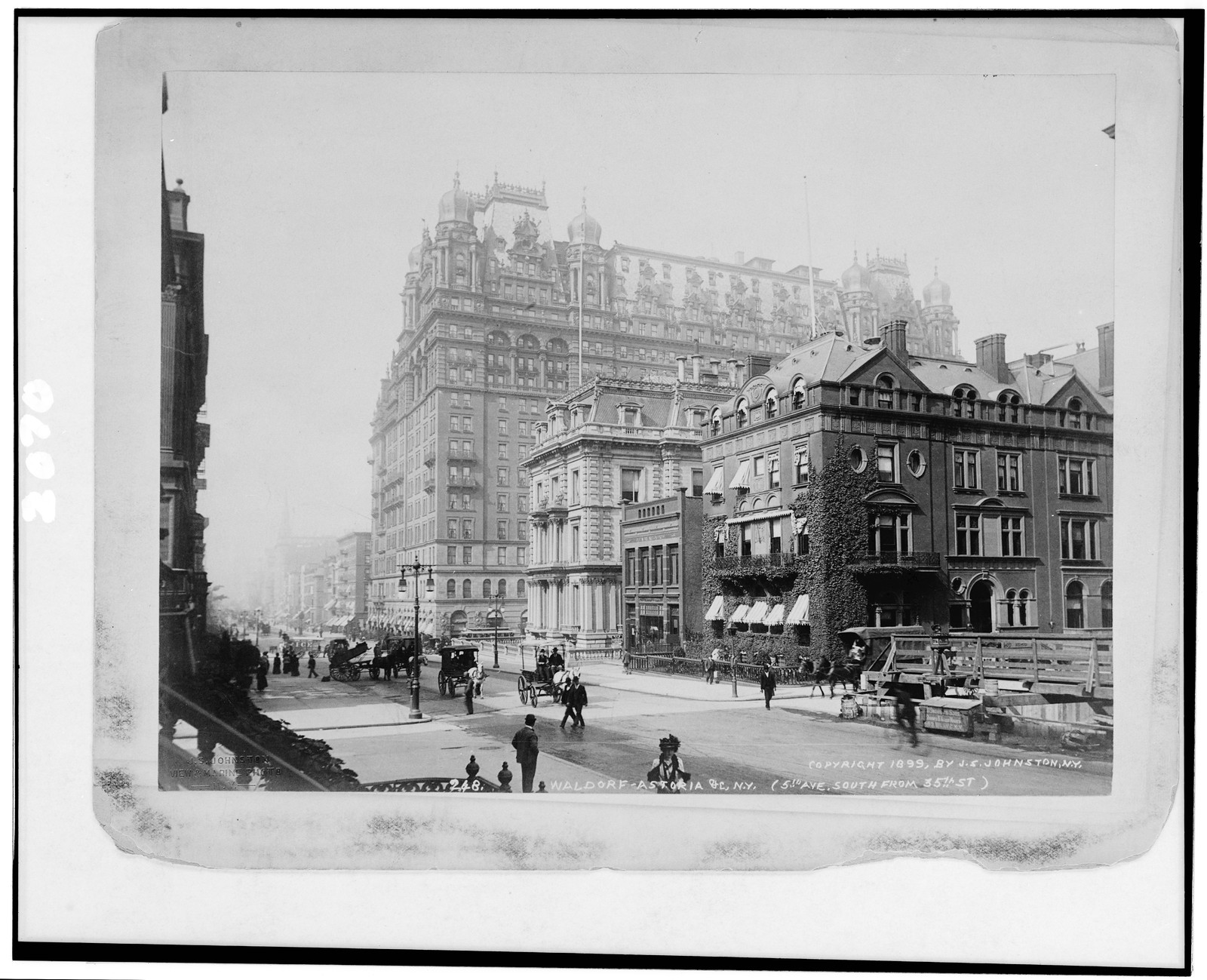[Waldorf-Astoria, 5th Ave. south from 35th St., New York City] / J.S. Johnston, view & marine photo, N.Y., c1899. — historic photograph