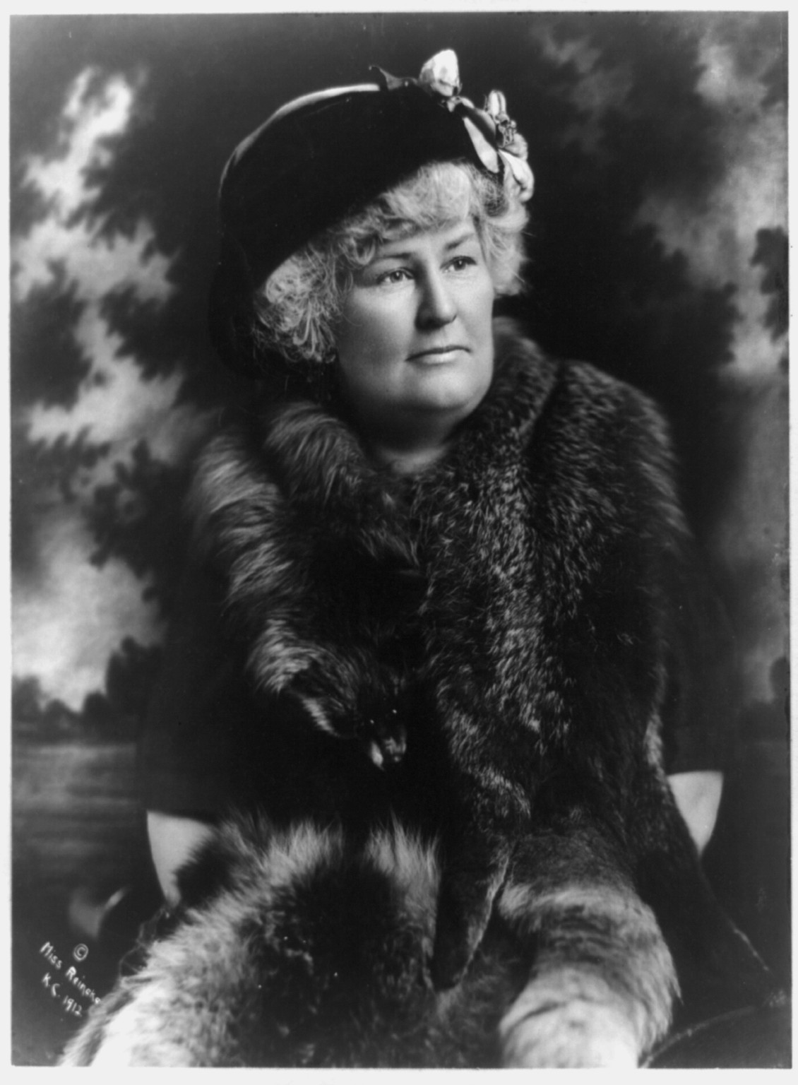 [Winifred Black (Annie Laurie), half-length portrait, facing right], 1912, c1913. — historic photograph
