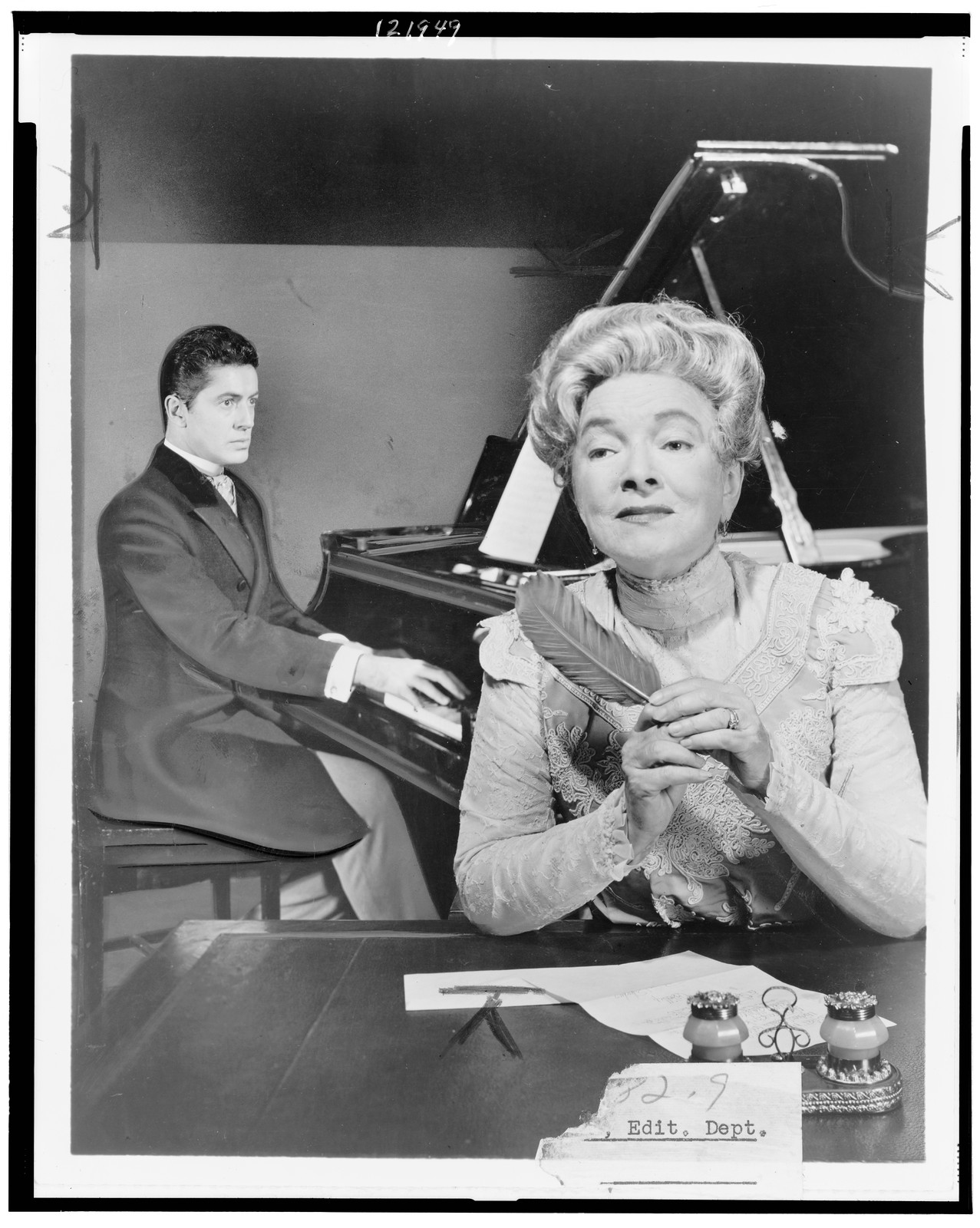 [Farley Granger as Tchaikovsky and Helen Hayes as Mme. Von Meck in the NBC Bell Telelphone Hour production of The music of romance"]", 1960 — historic photograph