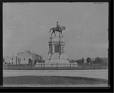 [Equestrian statue of Robert E. Lee, Richmond, Va.]