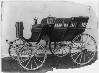[Carriage manufactured by the Columbus Buggy Co., Columbus, Ohio]