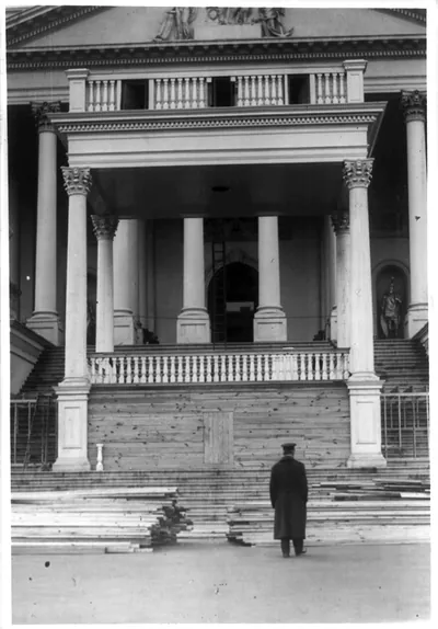 Harding's new front porch from which President-elect Harding will deliver his Inaugural address, officially called the Inaugural Stand