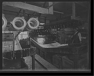 [Japanning room, Glazier Stove Co., Chelsea, Mich.]